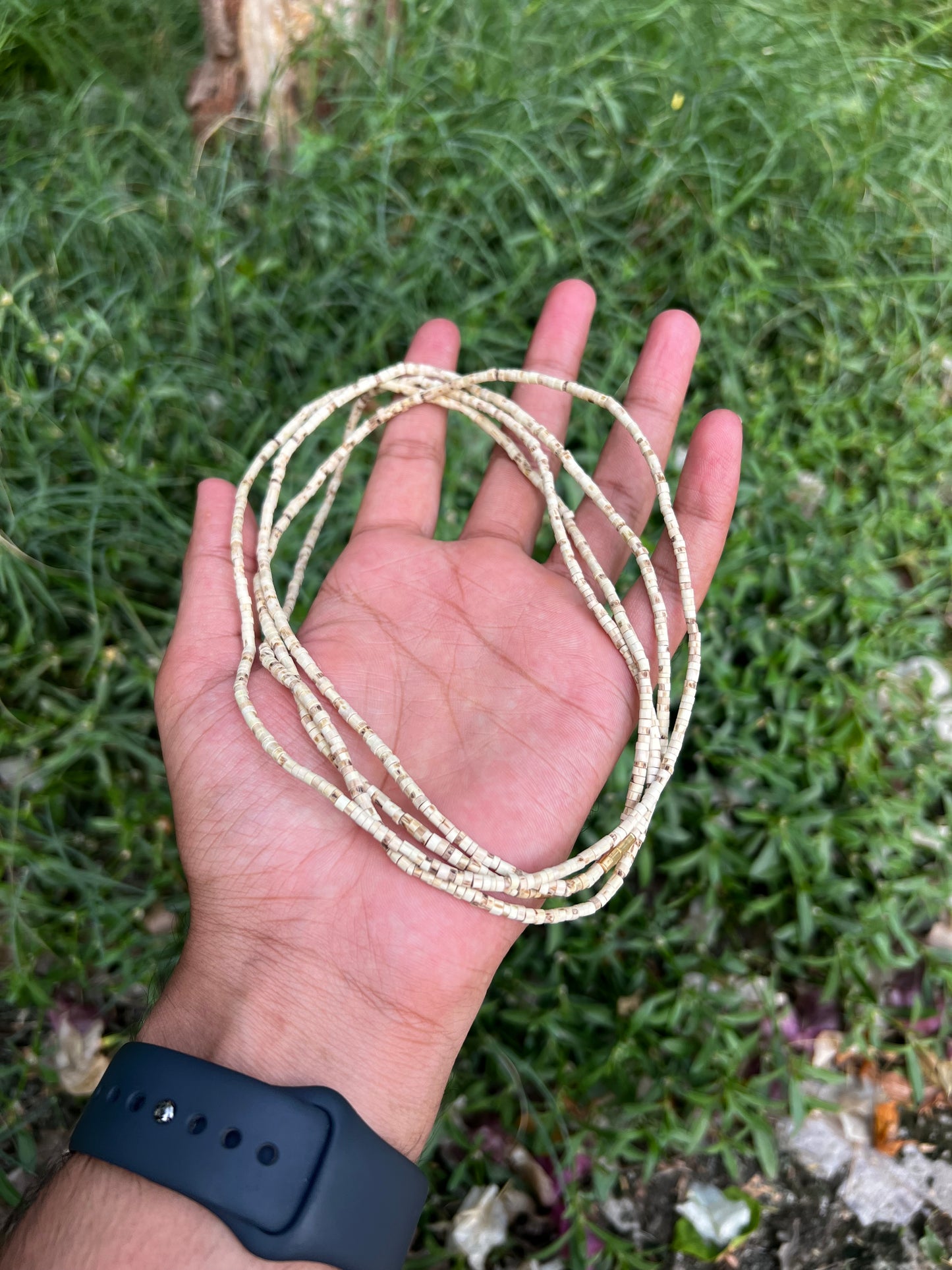 श्री राधिका वल्लभ मंदिर में अर्पित – प्रसादी तुलसी माला 📿 2 Round Tulsi Kanthi Mala prasadi 🌸