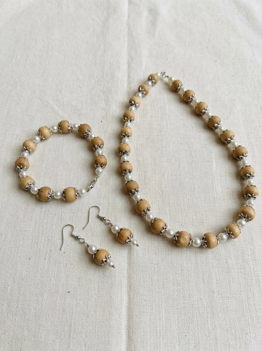 Tulsi & Pearl Combo Set — A Beautiful Combination of Devotion & Elegance