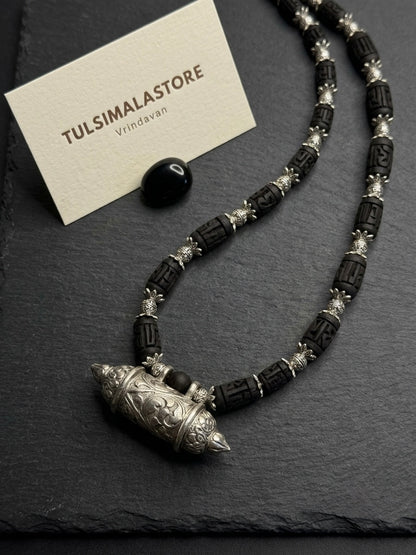 Bhaktamal Kavach Tulsi Kanthi Mala with Black Radha Beads – Vrindavan