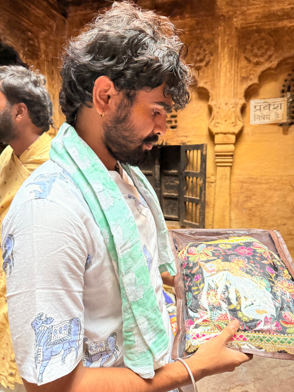 Poshak Prasadi Shri Radharaman Ji