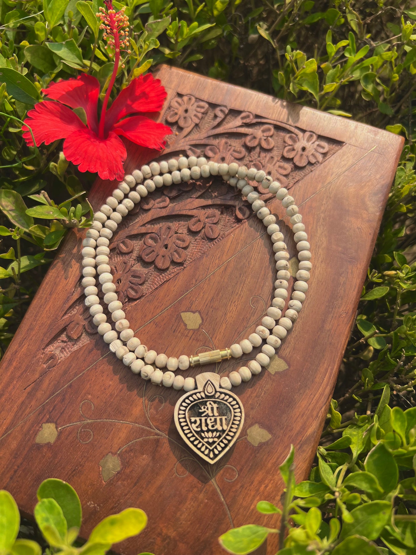 Shri Radha Tulsi Wood Locket Kanthi Mala – Original Tulsi Beads | 20 Inch Spiritual Necklace from Vrindavan